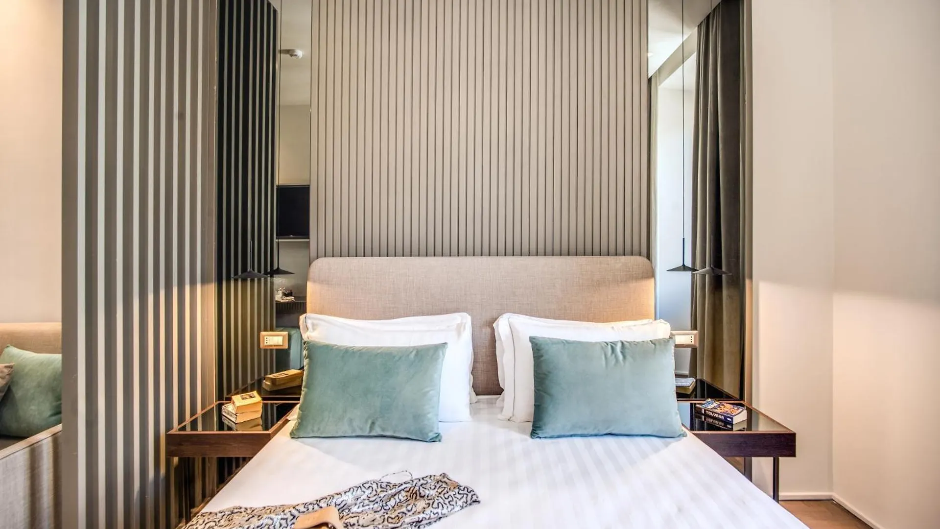 Hotel 77 Seventy-Seven Luxury Suites - Maison D'Art Collection Rzym 4*,  Włochy